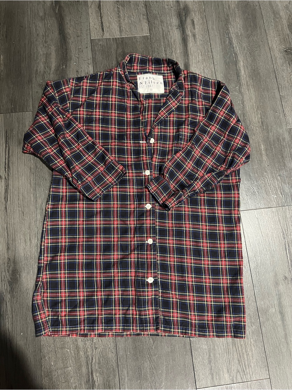 Frank & Eileen Navy and Red Plaid mid-Sleeve -long Shirt